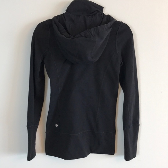 Lululemon Stride Sweater - Picture 2 of 10